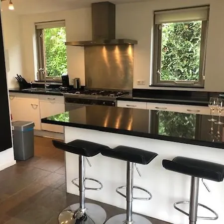 Vrijstaande Recreatiewoning Direct Aan Het * Ewijk